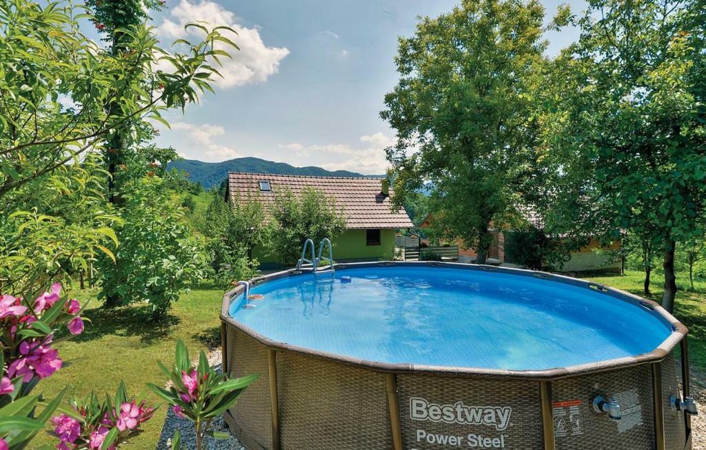 Kuca Za Odmor Pri Brozu Apartment Kumrovec Bagian luar foto